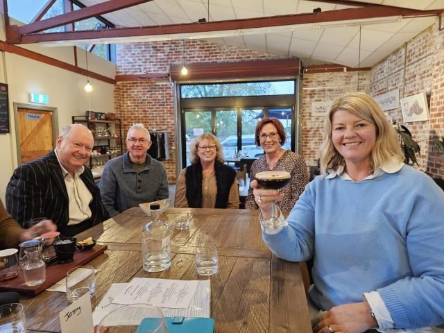Jeremy, Gary, Trish, Deb and Ellie having a drink